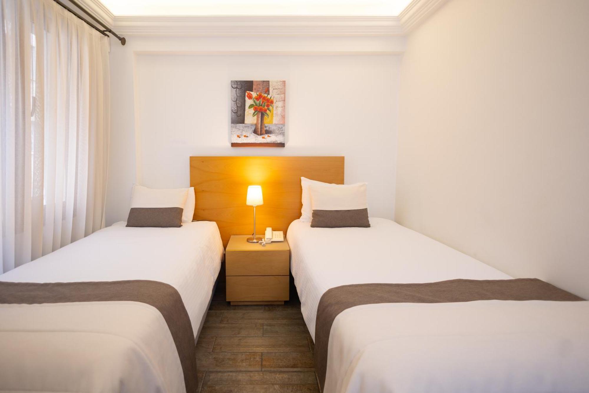 Mb City Hotel Smirne Esterno foto