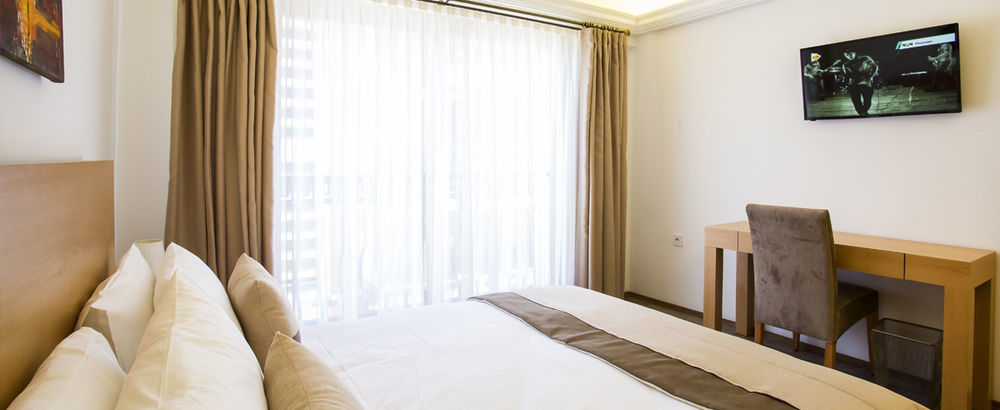 Mb City Hotel Smirne Esterno foto